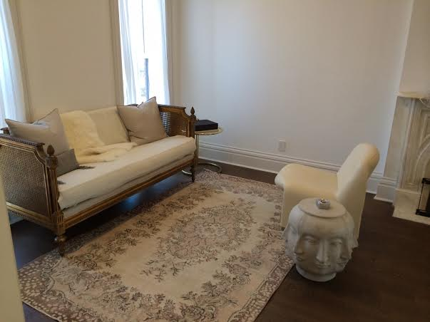 project brownstone settee