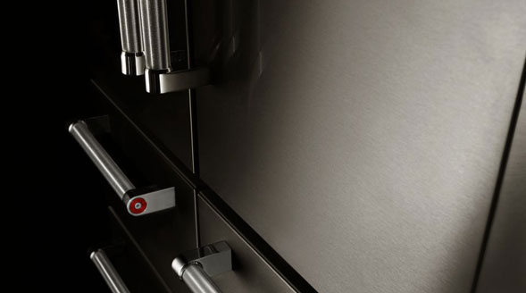 kitcheniad black stainless close up fingerprint resistent christine dovey