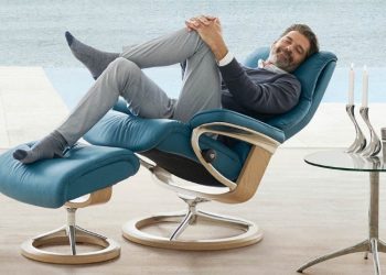 Are recliners bad for your hips